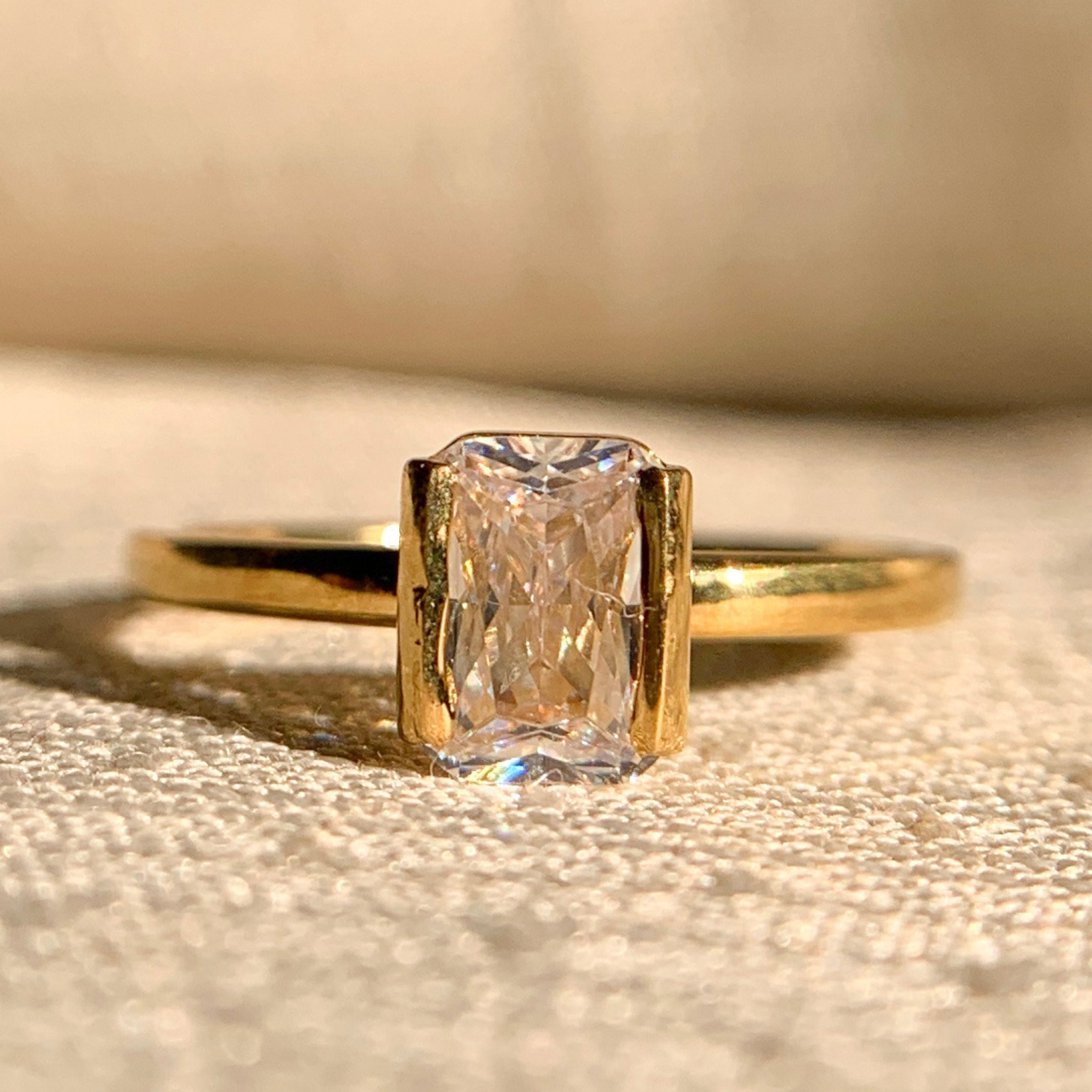 Radiant Cut Engagement Rings